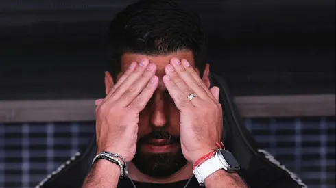 António Oliveira tem atitude durante o treino e revolta Fiel. Foto: Ettore Chiereguini/AGIF