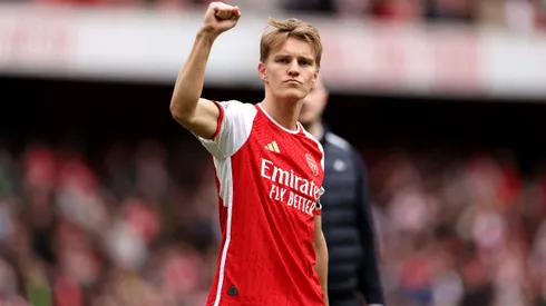 Arsenal mantém vivo o sonho do título e torce por tropeço do City (Foto: Ryan Pierse/Getty Images)