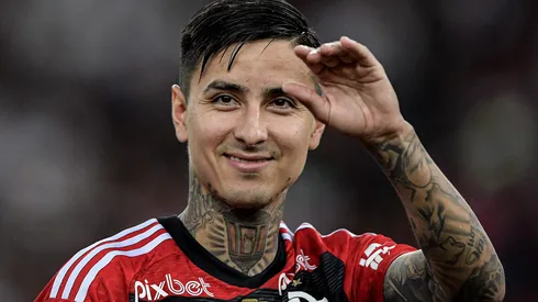 Diretoria do Flamengo busca reserva para a posição de Pulgar no mercado da bola. Foto: Thiago Ribeiro/AGIF