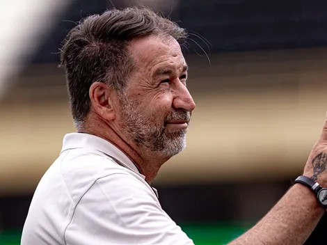 Jogador gera incômodo no Corinthians e Augusto busca substituto no mercado