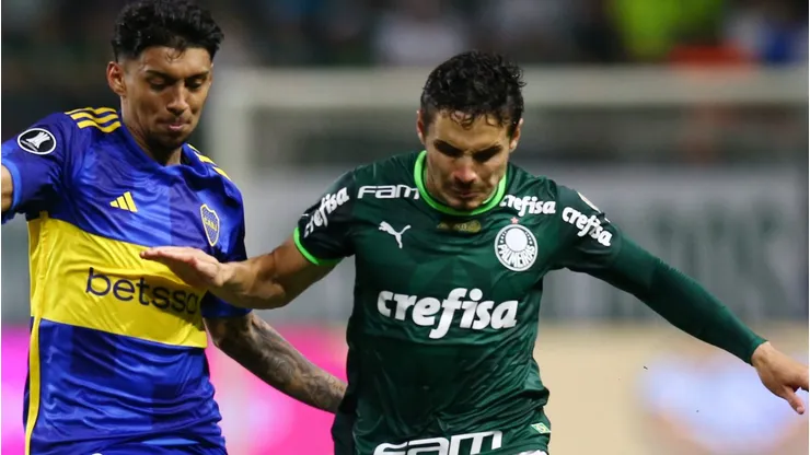 Botafogo de Textor pode pagar R$ 76 mi para assinar com meia de peso (Photo by Alexandre Schneider/Getty Images)