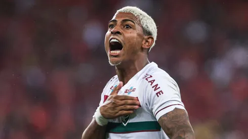 Corinthians aprova John Kennedy, do Fluminense, mas acordo fica distante devido ao extracampo. Foto: Maxi Franzoi/AGIF