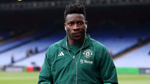 Onana vem sendo alvo constante de críticas (Foto: Alex Pantling/Getty Images)