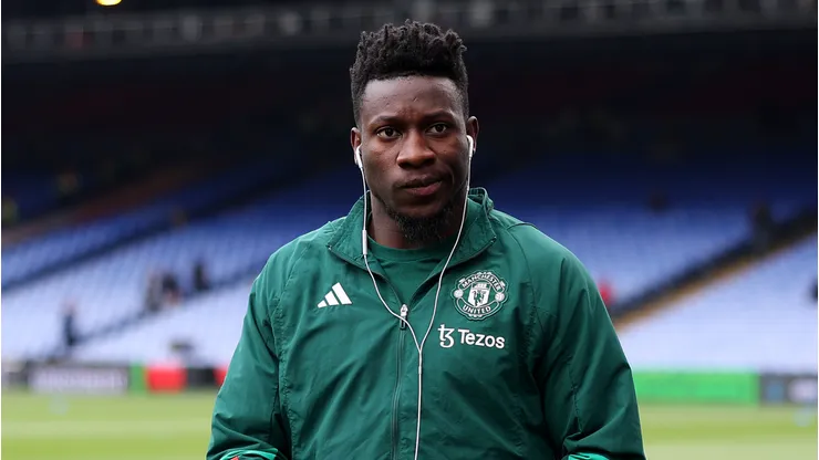 Onana vem sendo alvo constante de críticas (Foto: Alex Pantling/Getty Images)