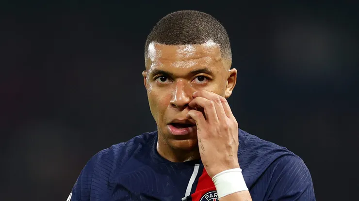 Mbappé recomenda contratação do português Vitinha, do PSG, para o Real Madrid. (Photo by Richard Heathcote/Getty Images)