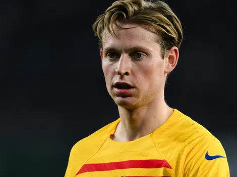 Xavi dá aval, e Barcelona se aproxima de vender De Jong para contratar craque do Man City