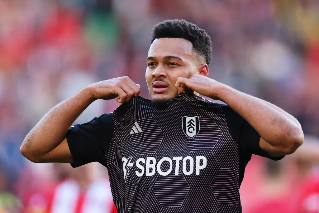 Jogador enfrentando o Sheffield United (Photo by Jan Kruger/Getty Images)