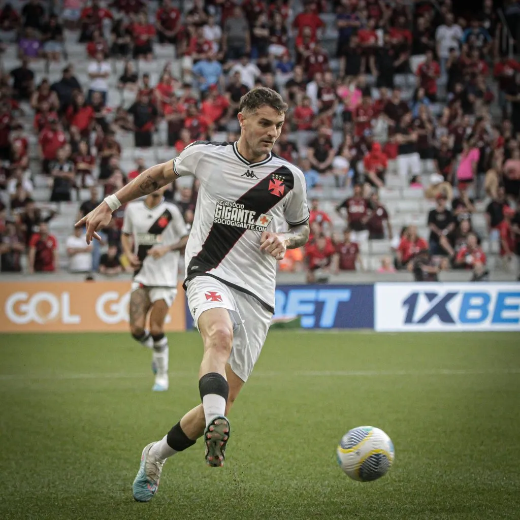 Vegetti não balança as redes. Fotos: Matheus Lima/Vasco