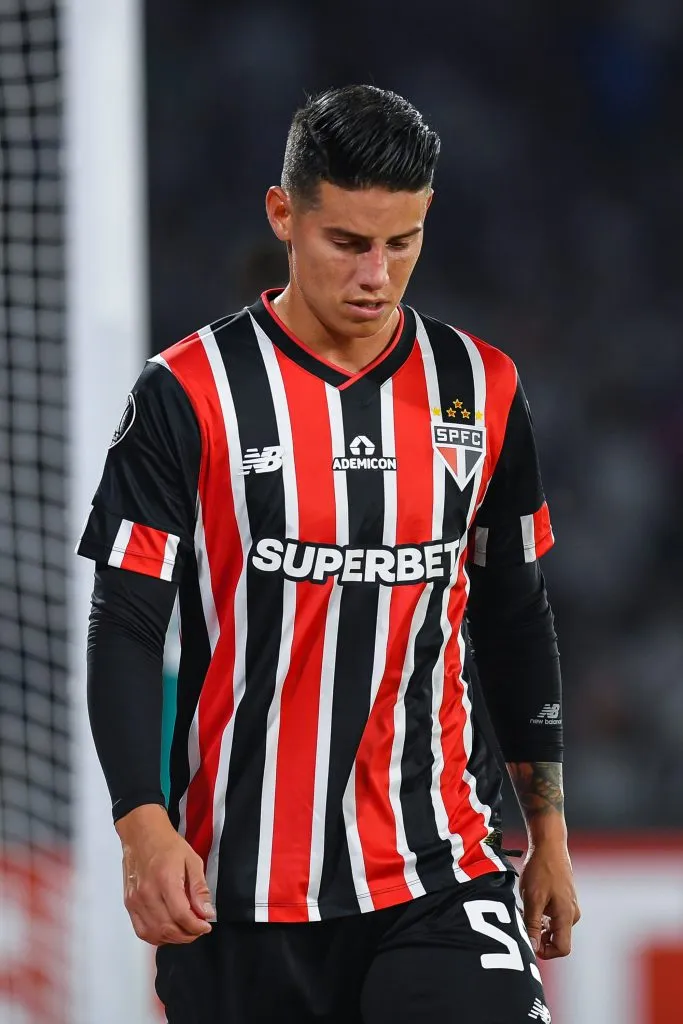 James Rodríguez é barrado no São PAULO por zubeldía contra o cobresal (Photo by Hernan Cortez/Getty Images)