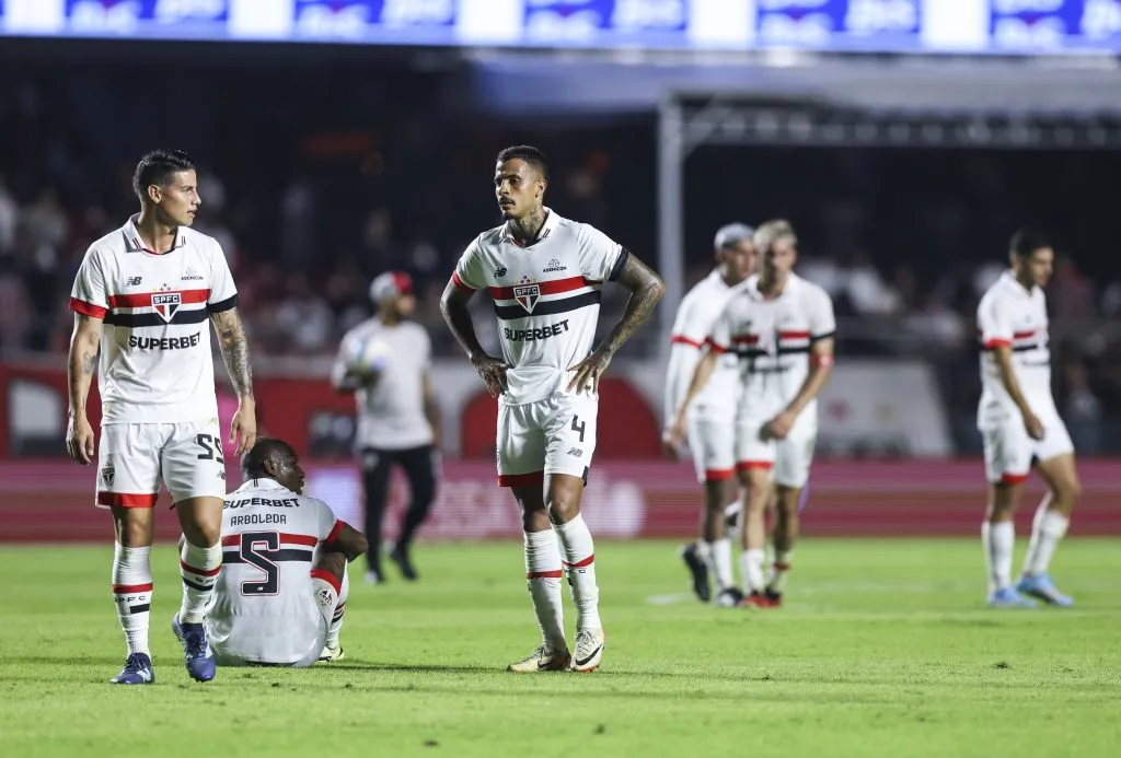 James Rodríguez contra o Palmeiras no Morumbis. (Photo by Alexandre Schneider/Getty Images)