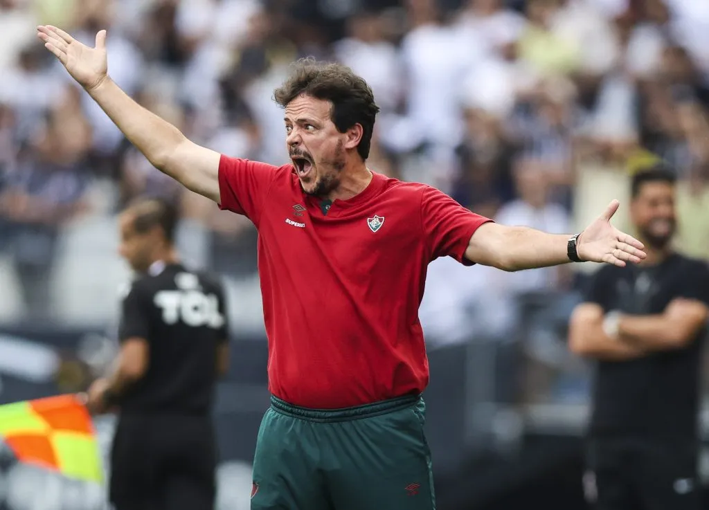 Diniz em ação pelo Fluminense. (Photo by Alexandre Schneider/Getty Images)