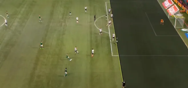 Lance em que o VAR marca impedimento no gol de Rony | Foto: reprodução