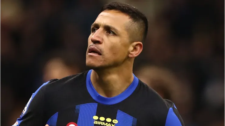 Rival supera o Flamengo e abre conversas para contratar Alexis Sánchez (Photo by Marco Luzzani/Getty Images)