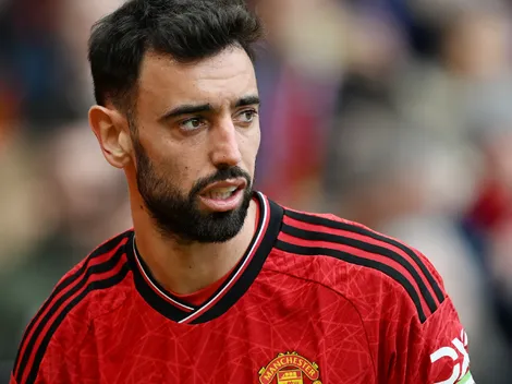Bruno Fernandes encerra silêncio sobre futuro no Manchester United em meio à reformulação