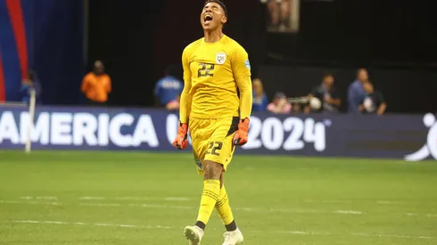 Mosquera comemora o segundo gol do Panamá no duelo contra os Estados Unidos na Copa América. (Associated Press / Alamy Stock Photo)