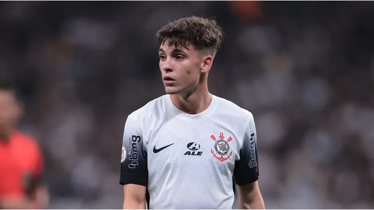 Breno Bidon em campo pelo Corinthians - Foto: Ettore Chiereguini/AGIF