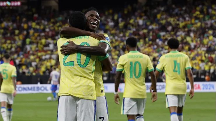 Manchester City acerta a contratação de atacante da Seleção Brasileira; Anúncio depende da UEFA. (Photo by Kevork Djansezian/Getty Images)
