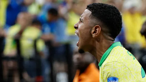 Savinho marca gol pele Seleção Brasileira