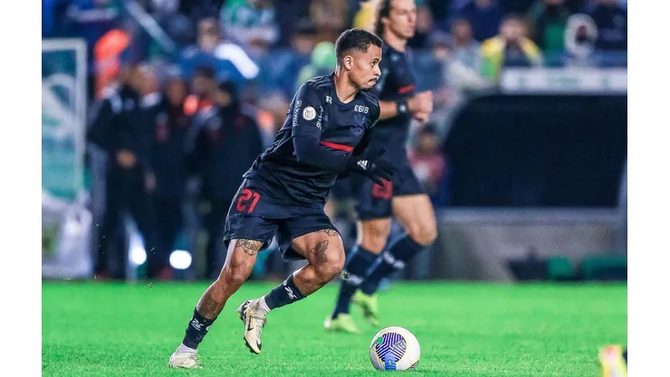 Allan em ação no duelo entre Juventude e Flamengo no Brasileirão. (AGIF / Alamy Stock Photo)