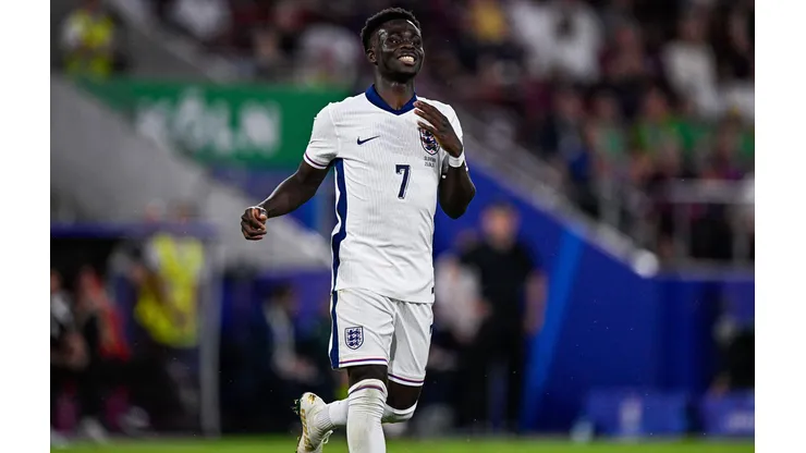 Saka em campo na partida entre Inglaterra e Eslovênia pela Eurocopa. (BSR Agency / Alamy Stock Photo)