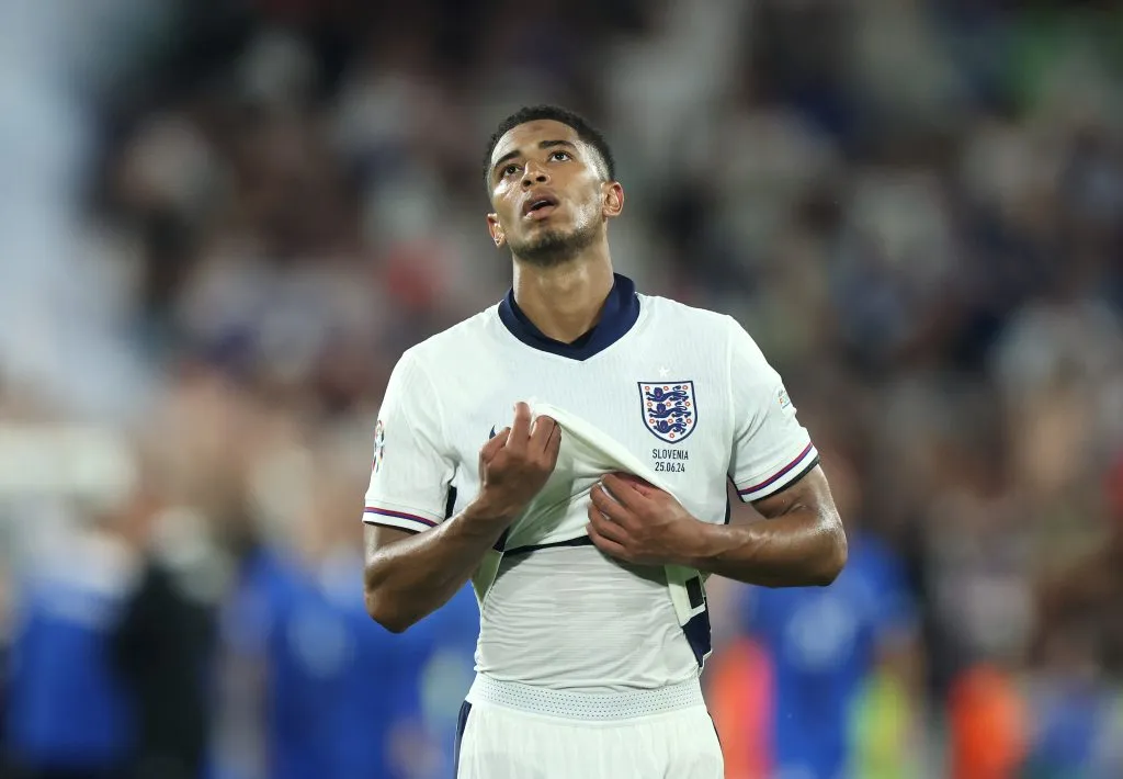 Jude Bellingham lamenta empate contra a Eslovênia, na fase de grupos da Eurocopa. (Photo by Alex Grimm/Getty Images)