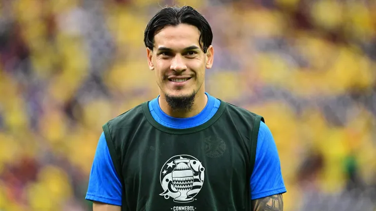 Gustavo Gómez e outros paraguaios atuam no Brasileirão.