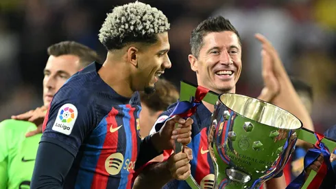 Barcelona pode aceitar proposta milionária e vender um dos seus principais jogadores ao PSG. (Photo by David Ramos/Getty Images)