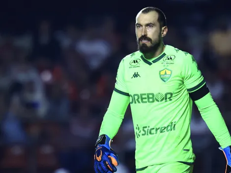 Goleiro ex-Corinthians fala sobre sondagens para retornar ao clube