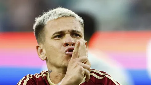 Soteldo pede silêncio a mexicanos. Foto: Ronald Martinez/Getty Images