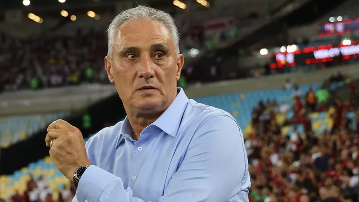 Flamengo está a dois detalhes de anunciar novo camisa 10.