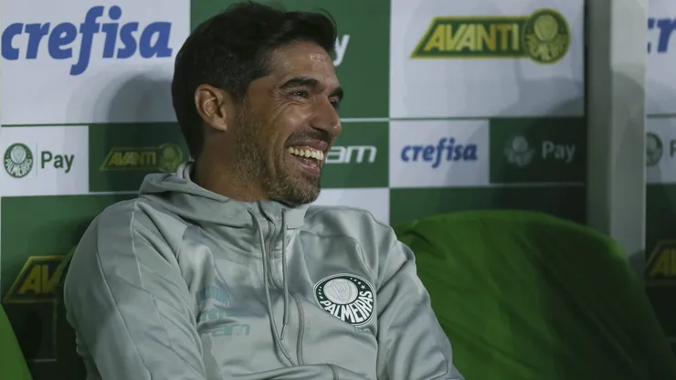 Abel Ferreira atingiu uma marca histórica no comando do Palmeiras.
