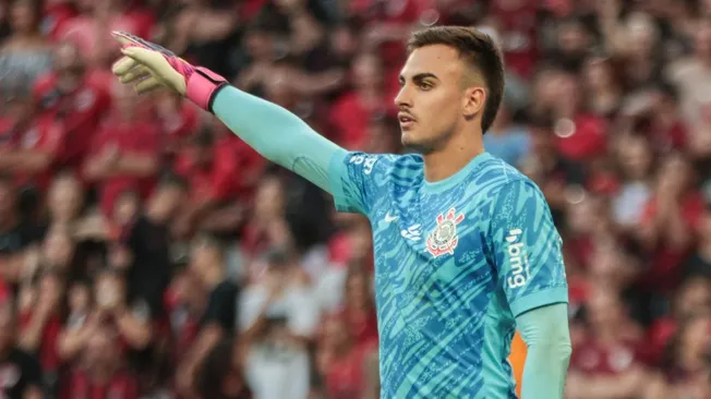 Matheus Donelli foi titular nos últimos dois jogos do Corinthians. Foto: Robson Mafra/AGIF