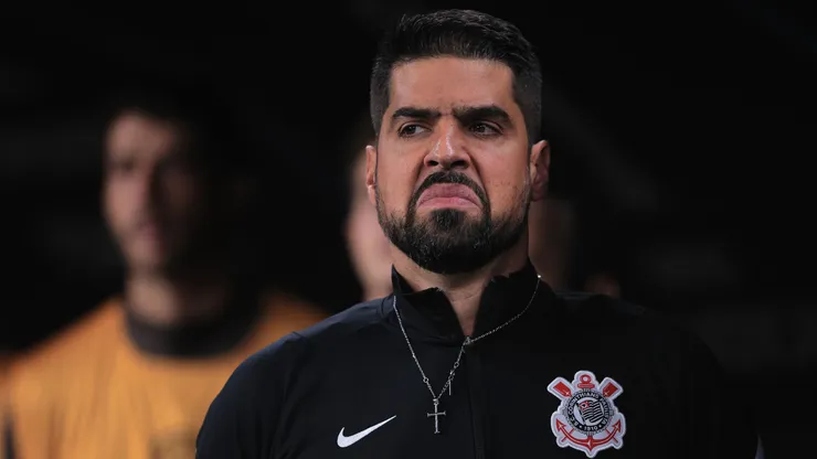 António Oliveira técnico do Corinthians