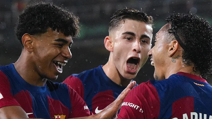 Atacante pode deixar Barcelona e atuar no Mundo Árabe (Foto: David Ramos/Getty Images)