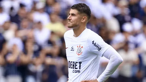 Pedro Raul tem atuado pouco no Corinthians. Foto: Marcello Zambrana/AGIF