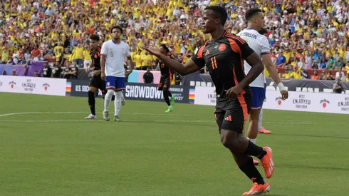 Arias comemora gol da Colômbia em partida amistosa contra os Estados Unidos. (Sipa US / Alamy Stock Photo)