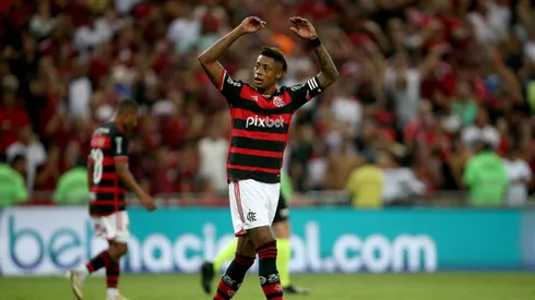 Bruno Henrique disputou 28 jogos e marcou quatro gols nesta temporada. (Photo by Wagner Meier/Getty Images)