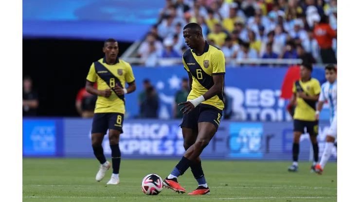 William Pacho durante partida amistosa entre Equador e Argentina, do dia 9 de junho. (SPP Sport Press Photo. / Alamy Stock Photo)