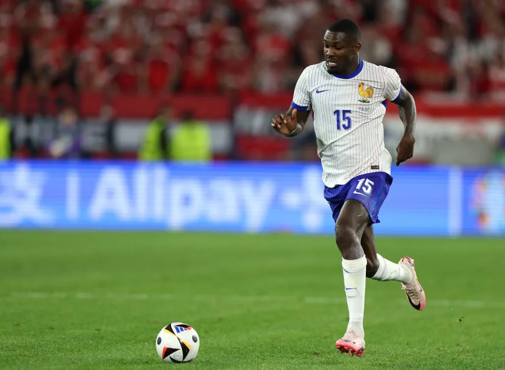 Marcus Thuram com a camisa da França nesta Euro. (Photo by Dean Mouhtaropoulos/Getty Images)