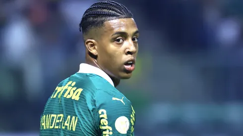 Vanderlan, lateral esquerdo do Palmeiras