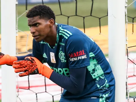 Corinthians tem 5 concorrentes para fechar com goleiro do Flamengo