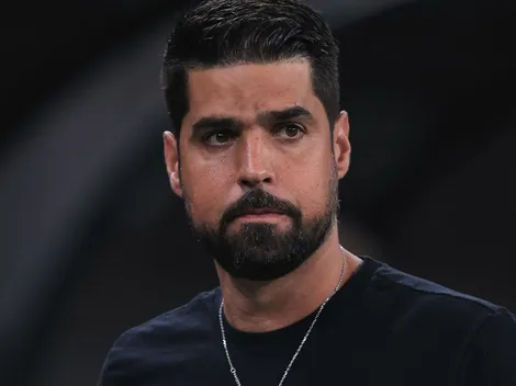 Corinthians mira demissão de António Oliveira e consulta treinadores