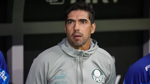 Abel Ferreira ganha reforço para a lateral-direita. Foto: Gilson Lobo/AGIF