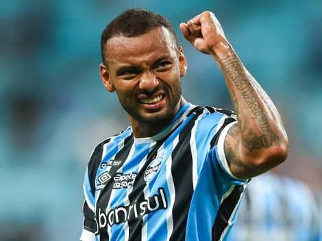 Renato discursa em defesa de JP Galvão no Grêmio