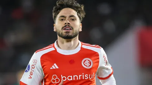 Meia do Inte está próximo de fechar com Verdão (Foto: Divulgação/Inter)
