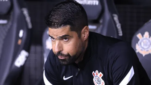 António Oliveira. Foto: Marcello Zambrana/AGIF