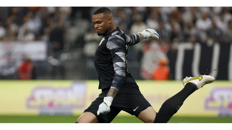 Carlos Miguel deve deixar o Corinthians para atuar na Premier League.