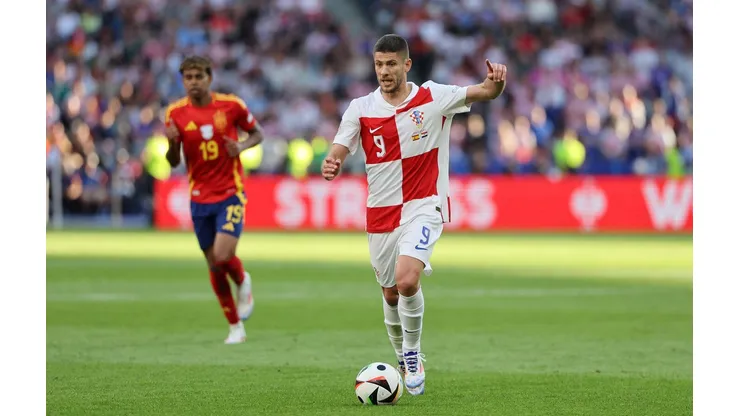 Kramaric durante a derrota da Croácia contra a Espanha, na primeira rodada. (Fabideciria / Alamy Stock Photo)