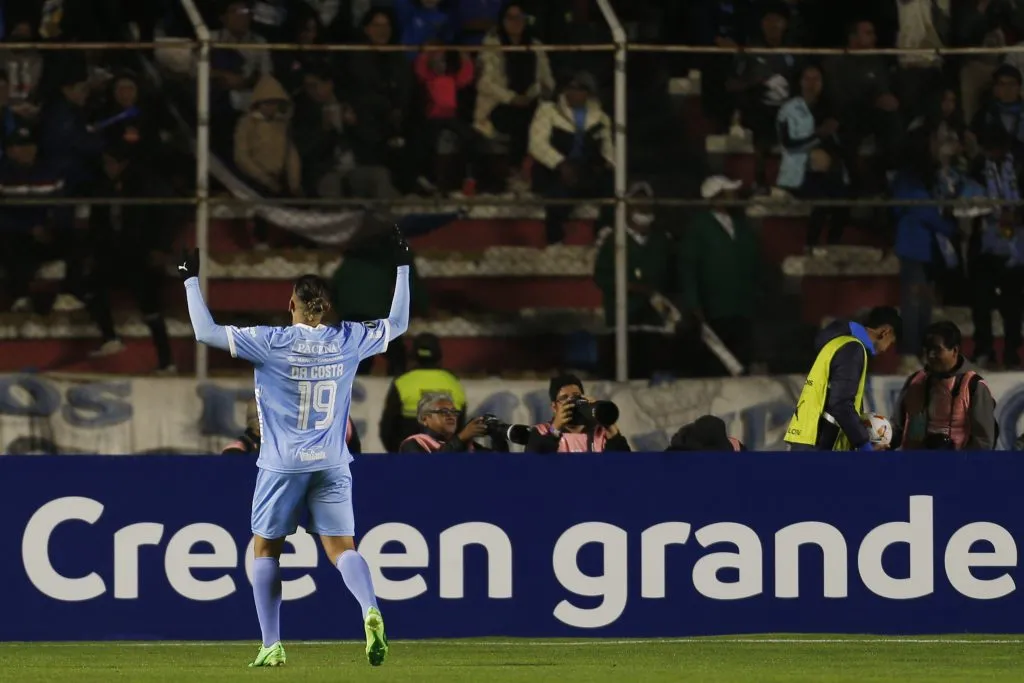Chico da Costa ao marcar contra o Flamengo. (Photo by Gaston Brito Miserocchi/Getty Images)