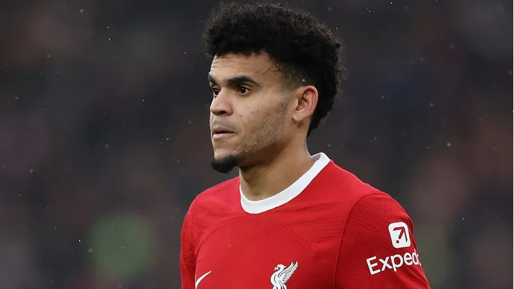 Barcelona dá resposta ao Real Madrid e vai tentar acordo com 2 estrelas da Premier League.